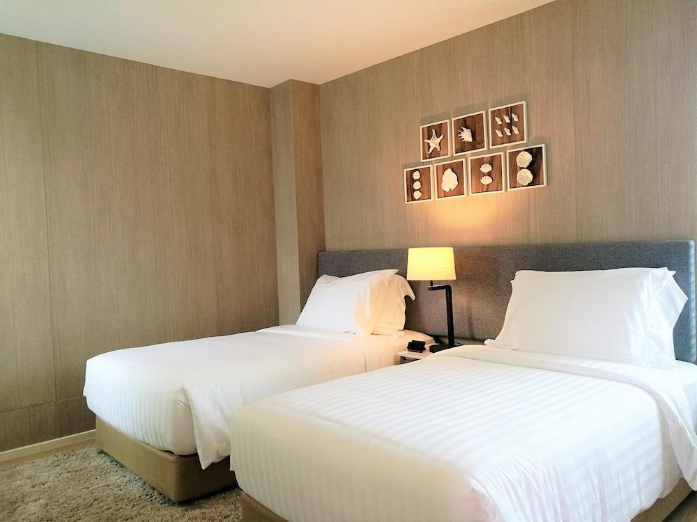 White Sand Beach Residences Pattaya Ban Nong Hin  Экстерьер фото